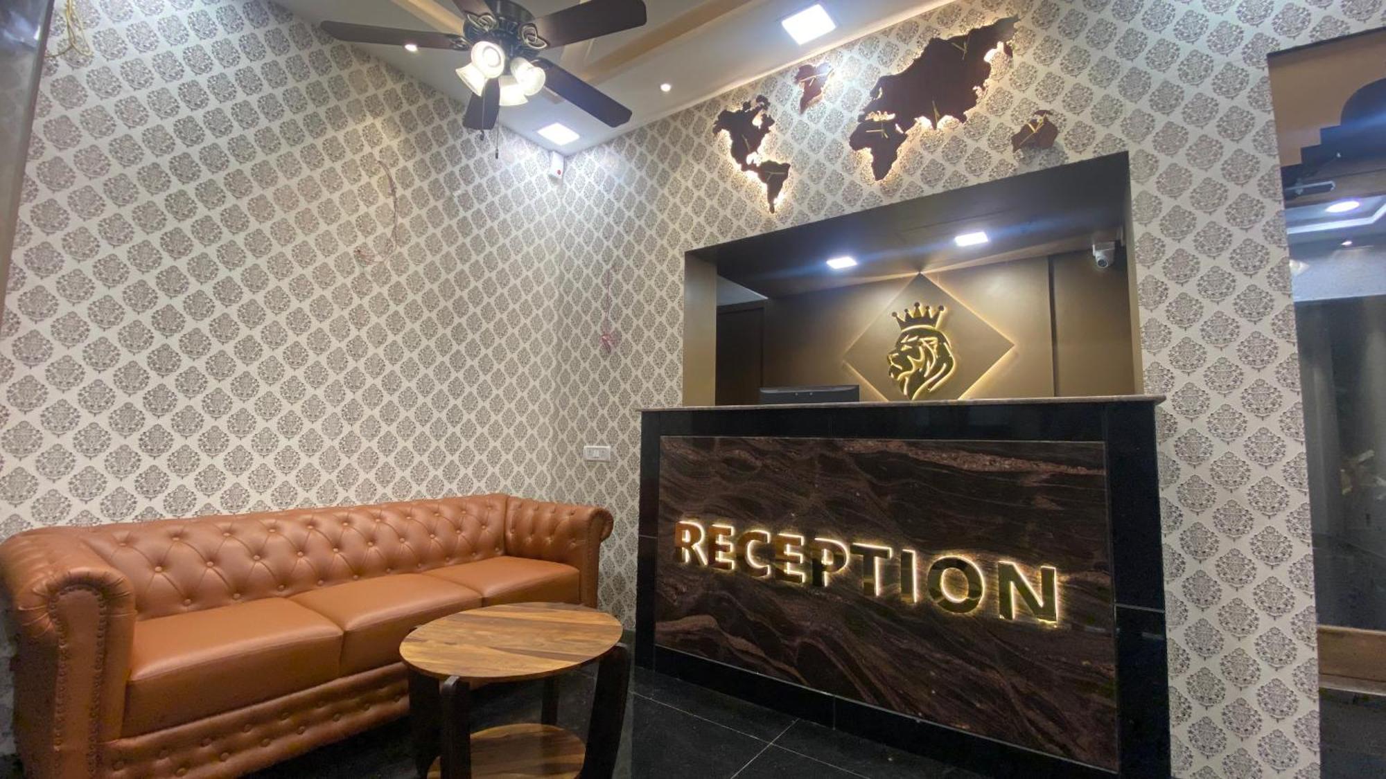 Hotel Esakki Empire Chennai Zewnętrze zdjęcie
