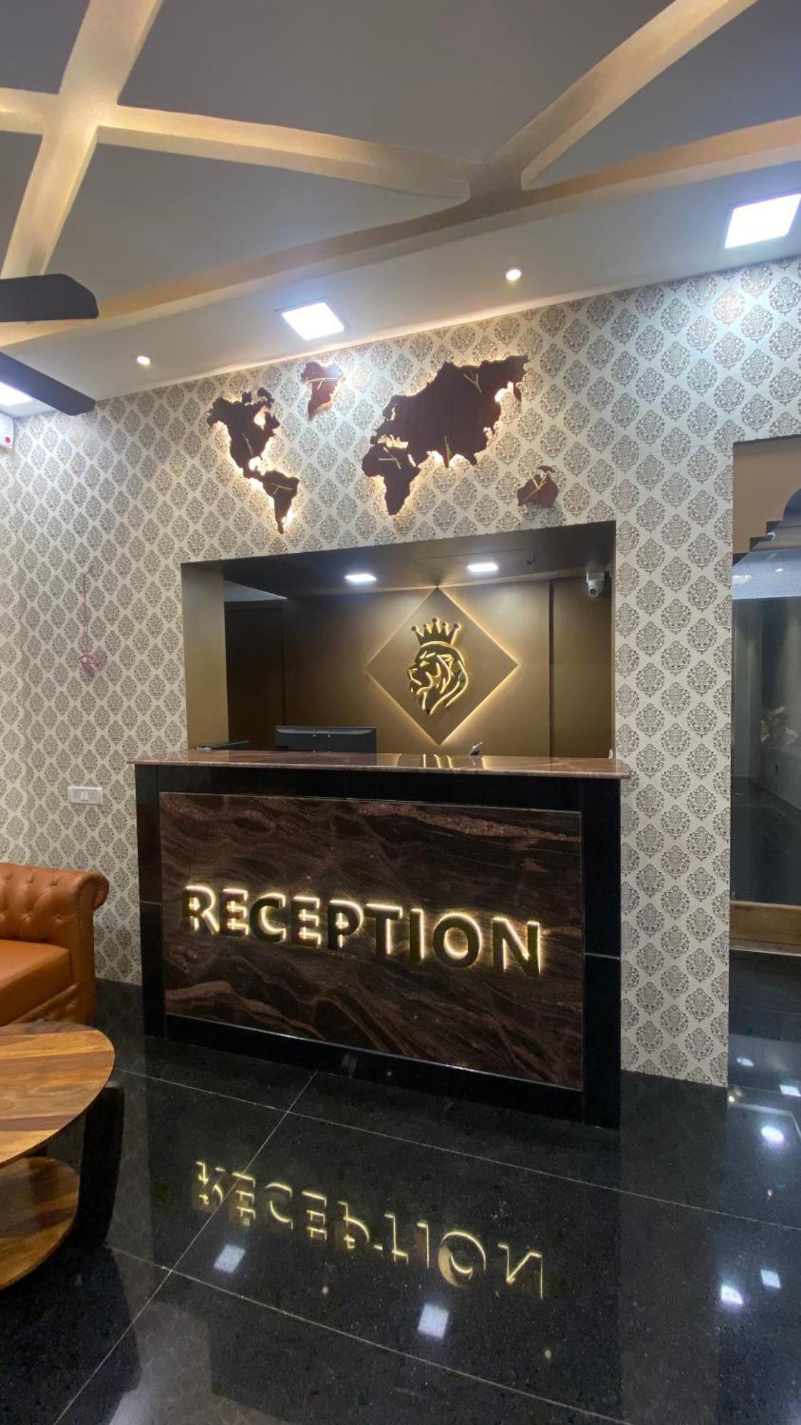 Hotel Esakki Empire Chennai Zewnętrze zdjęcie