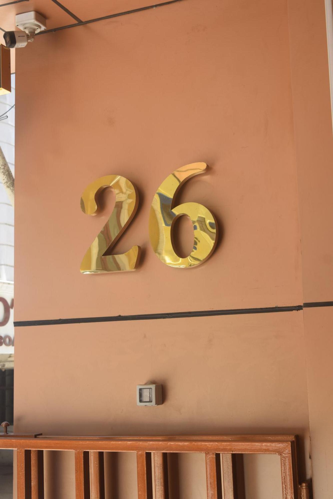 Hotel Esakki Empire Chennai Zewnętrze zdjęcie