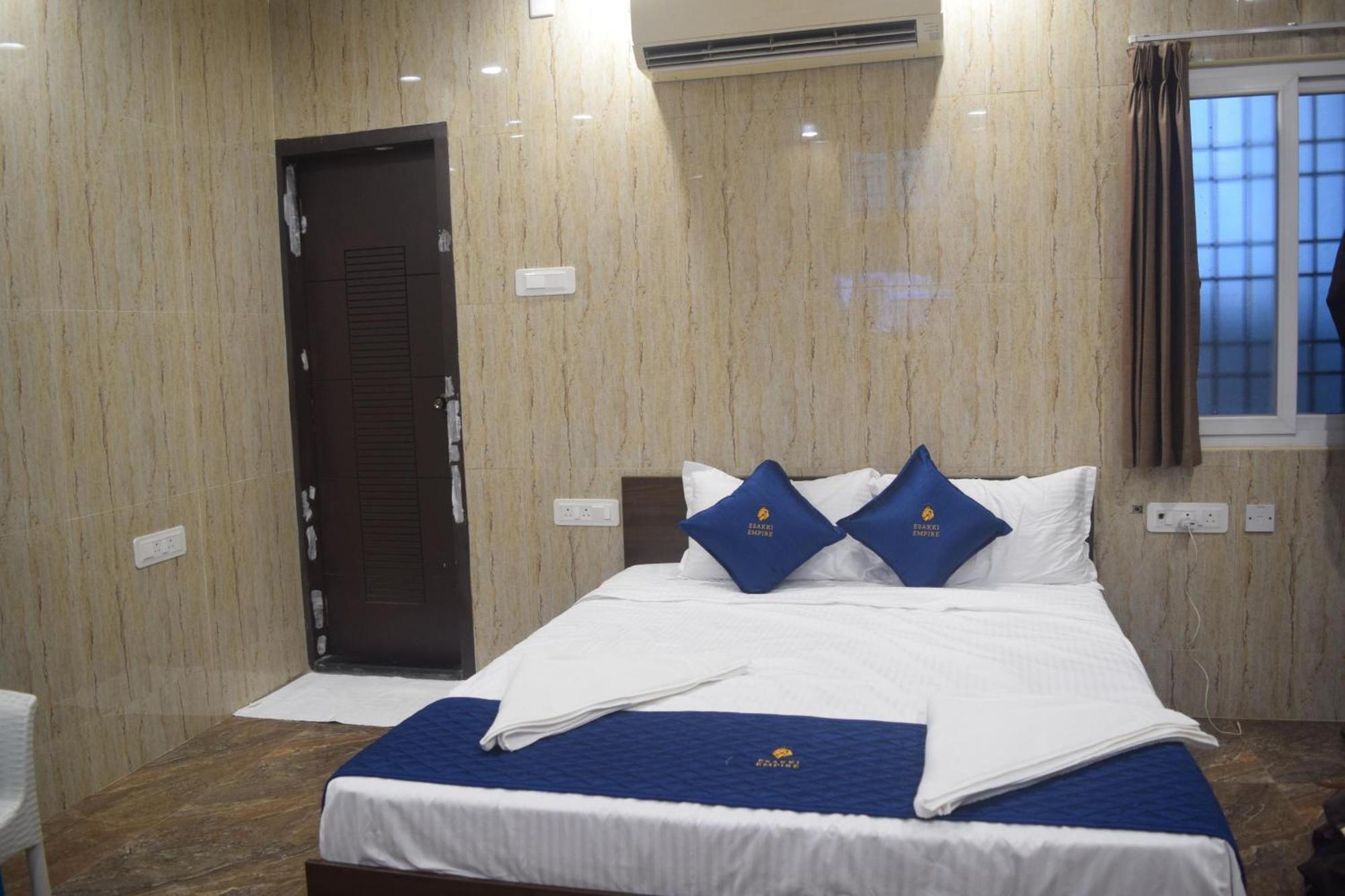 Hotel Esakki Empire Chennai Zewnętrze zdjęcie